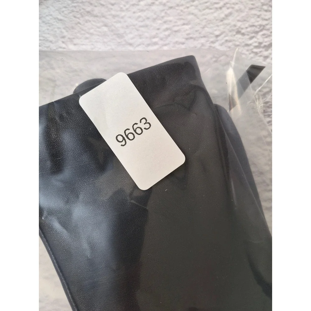 Isotoner Black Genuine Leather Gloves 100% Cashmere Lining Size Medium